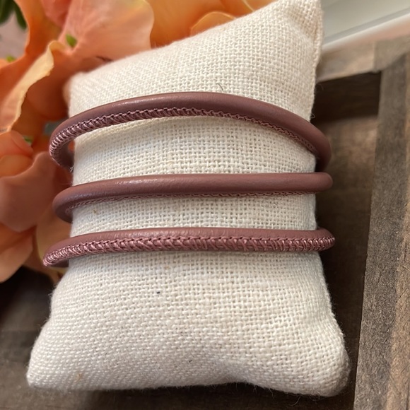 JBloom Mauve Leather Wrap/ Bracelet - Picture 2 of 4